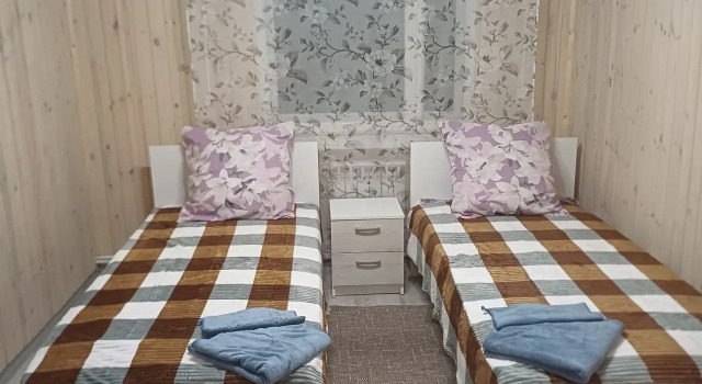 Коттедж с 3 комнатами Гостевой дом Зверино