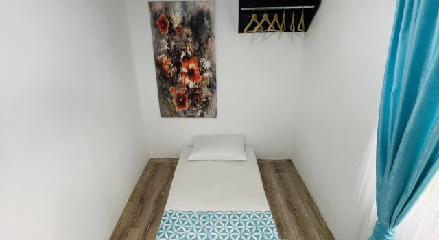 Счастливый дом Pantera House, Забронировать Дом для отпуска Коттеджи Стамбула, рядом с Мечеть Соколлу Мехмед-паши, Коттедж