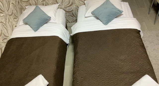 Economy Dreier Zimmer Valensiya Guest house