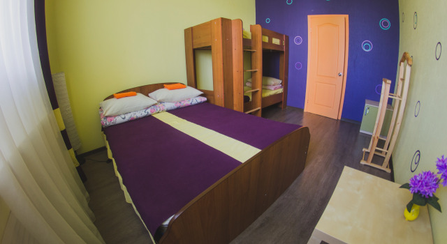 Кровать в общем номере Хостел 7 Rooms
