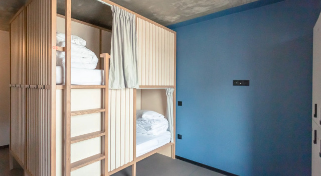 Кровать в общем номере Отель Jost Hotel Le Havre Gare