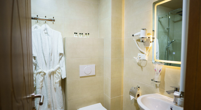 Номер Standard Отель Green Palace Kutaisi