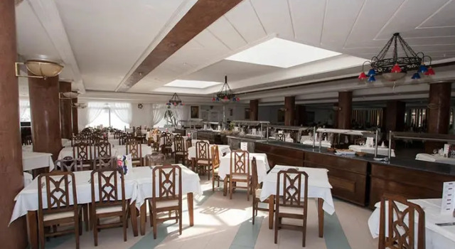 Отель Golf Residence