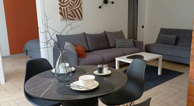200 metrov ot Kremlya dvukhkomnatnaya kvartira Apartments, Book Apartment Pskov 