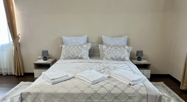 Семейный номер Comfort с красивым видом из окна Отель Парковая Усадьба