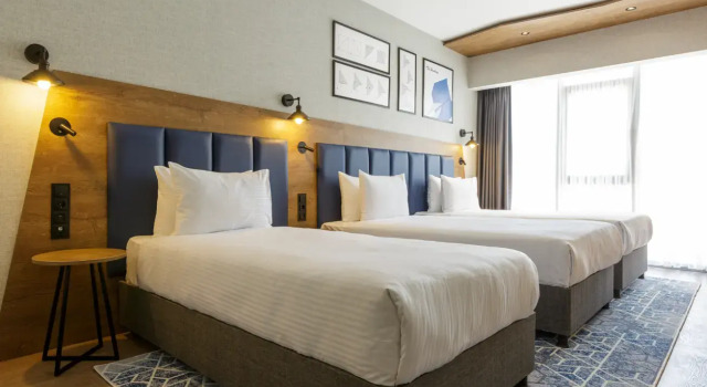 Трёхместный номер Standard Ramada Encore by Wyndham Istanbul Arnavutkoy
