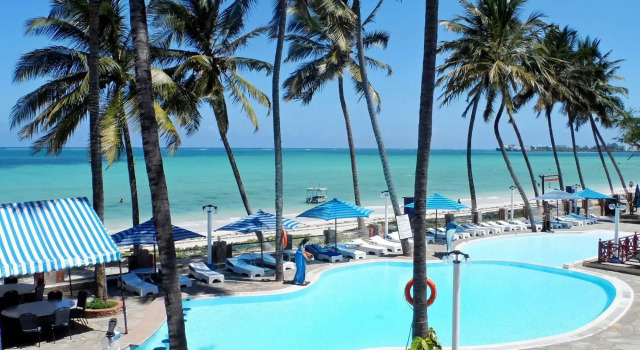 Sai Rock Beach Hotel & Spa, Забронировать Отель Бамбури Момбаса, рядом с KWS Head Office for Mombasa Marine Park