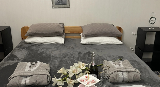 Apartamenty Na Leningradskoy Lodging house, Book Apartment Yalta 