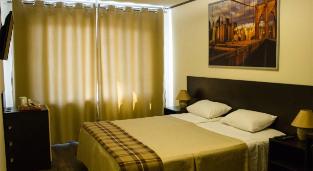 2 Rooms Family Triple room Discovery Hotel
