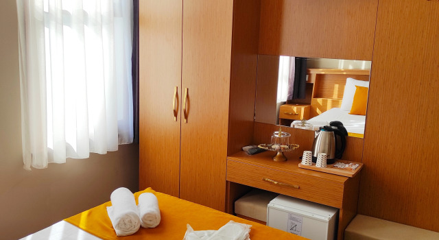 Lebon Hotel Old City
