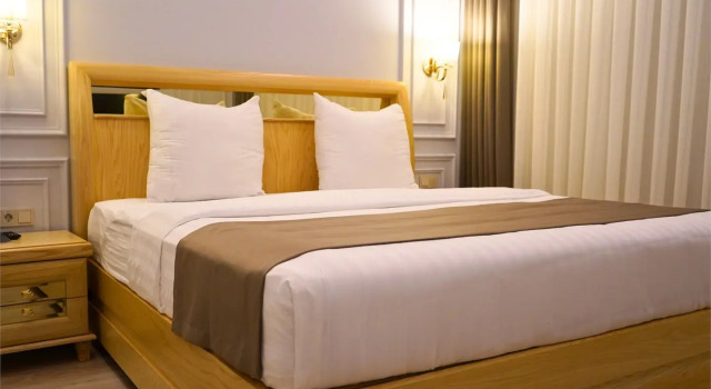 Четырёхместный семейный люкс Отель Al Anvar Hotel