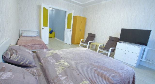 Kvartira na Yershova 2 etazh Apartments, Prenota Appartamento Sovetsky district 