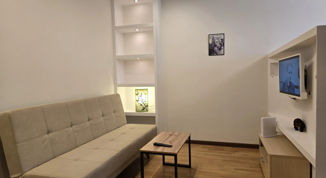 Apartmán U Metro Akademicheskaya Flat