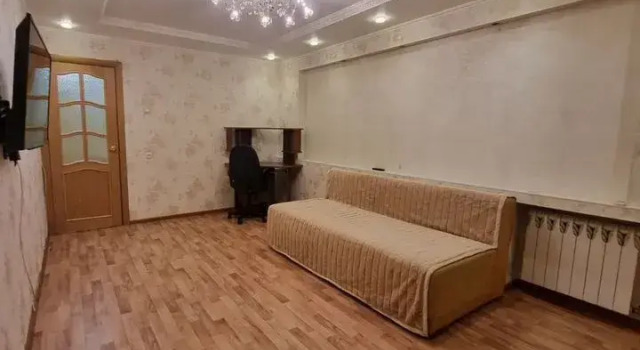 Квартира на Льва Толстого, Забронировать Апартаменты/квартира Отели Кировского района - Хабаровск с парковкой, Парковка