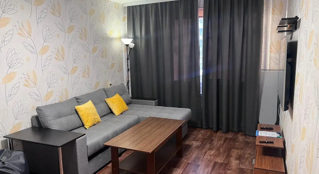 Uyutnaya 2-Kh Komnatnaya Flat, Prenota Appartamento Hotel a Murmansk Region con parcheggio, Parcheggio