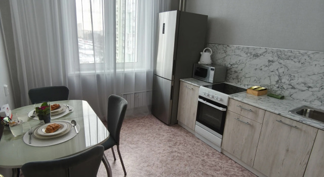 Teply Ugolok V Mkr Parkovom Flat, Boek Appartement Tsjeljabinsk Chelyabinsk