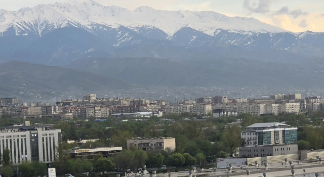 Квартира комфортная в ЖК Everest в центре города Сайран