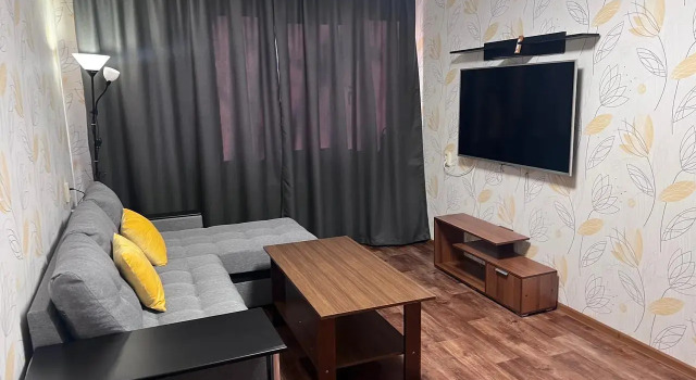 Uyutnaya 2-Kh Komnatnaya Flat, Prenota Appartamento Hotel a Murmansk Region con parcheggio, Parcheggio