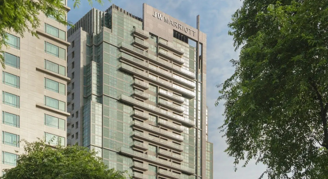 Отель JW Marriott Hotel & Suites Saigon