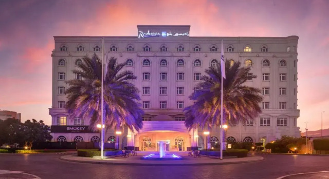 Отель Radisson Blu Hotel, Muscat