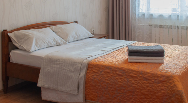2-Kh Komnatnaya  V Tikhom Tsentre  Flat, Book Lejlighed Billige hoteller i Berdsk