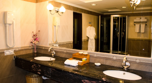 Двухместный полулюкс Shiny River Hotel