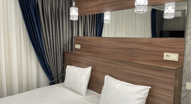Двухместный номер Deluxe с балконом Гостевой Дом Жемчужина