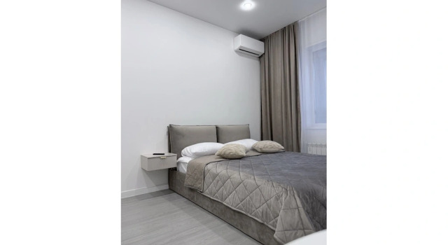 Na Ostrovskogo 115/1 Flat, Rezervovat Apartmán Hotely v Amurská s parkováním, Parkování