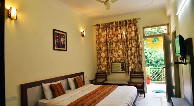 Hermitage Hotel, Rezervovat Hotel Rišikéš Uttarakhand