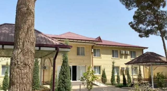 Hotel Tarmita Plaza, Prenota Hotel Hotel a Surkhandarya region con parcheggio, Parcheggio