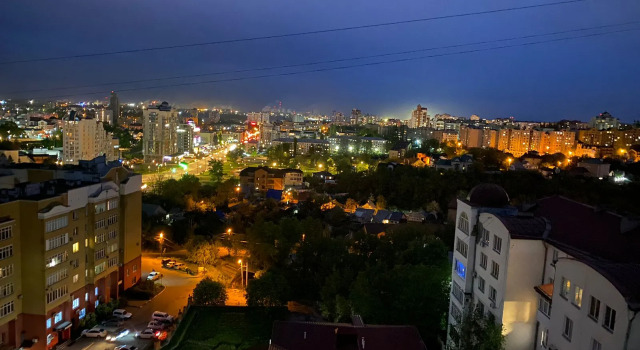 Квартира с панорамным видом, ванной на двоих, паркоместом — откройте магию Липецка!