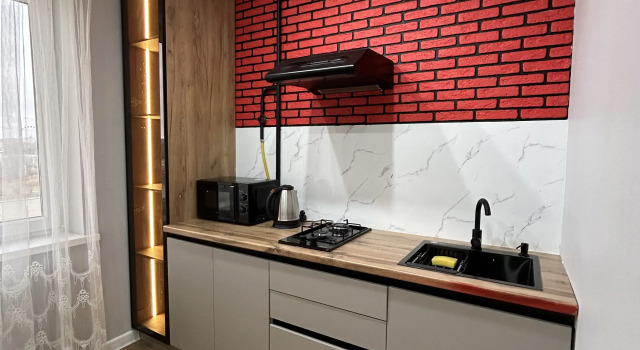 1-Komnatnaya Kvartira v 11 Mikrorayone Apartments, Rezerwuj Apartament Tanie hotele w Aktobe Region