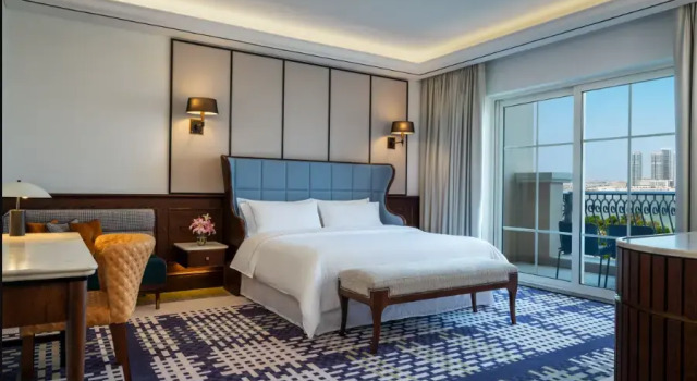 Люкс семейный с балконом The Westin Dubai Mina Seyahi Beach Resort and Waterpark