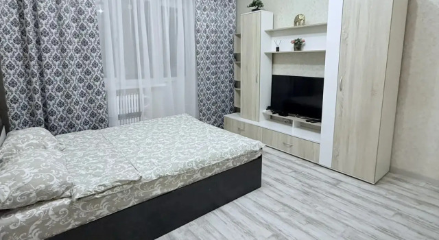 Uyutnaya Kvartira Na Mkr.aleksandrovskiy 1 Flat, Prenota Appartamento Hotel a Central Russia con parcheggio, Parcheggio