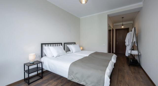 Двухместный номер Comfort с балконом и с видом на горы Отель Residence Kazbegi