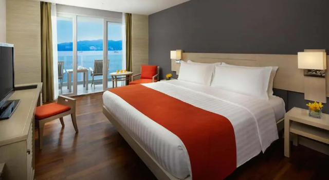 Двухместный номер Superior с балконом и oceanfront Курортный отель Amari Phuket