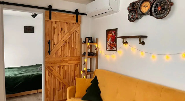 Novy Kottedzh s Panoramnymi Oknami Private house, Reserva ahora Casa o chalet Cabañas en San Petersburgo, Cabaña
