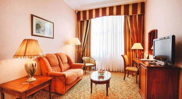 Double Suite with park view Oreanda Resort & Spa