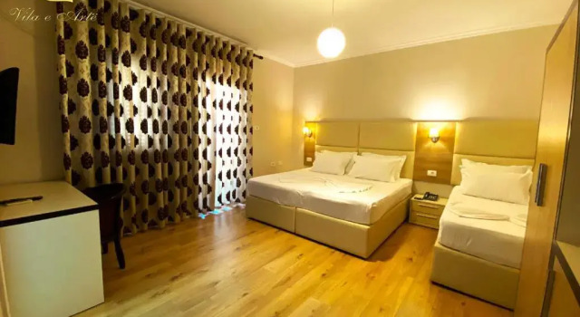 Трёхместный номер Standard Hotel Vila e Arte City Center