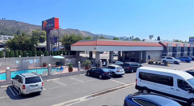 The Hills Inn Eagle Rock - Near Old Town Pasadena, Забронировать Отель Пасадена Большой Лос-Анджелес