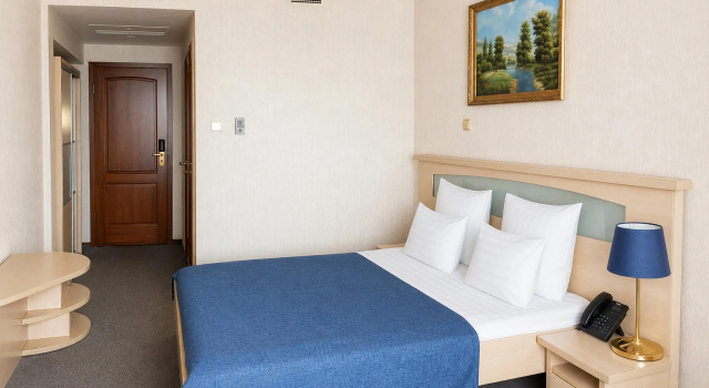 Одноместный номер Standard Отель Когалым / Azimut Hotel Kogalym