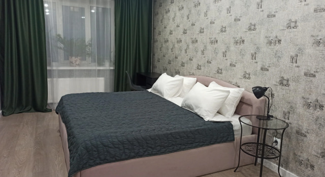 Prostornaya yevrodvukhkomnatnaya kvartira na Zakirova Flat, Prenota Appartamento Hotel a Udmurtia con parcheggio, Parcheggio