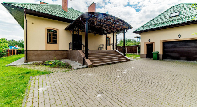 Usovo Plyus Dom 50 Private House, Réserver Maison de vacances Usovo Oblast de Moscou