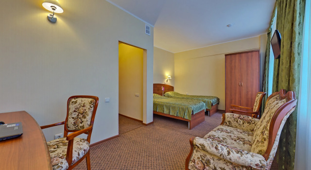 Standard Superior Twin room Aeropolis Hotel
