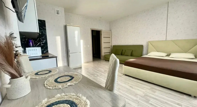 Апартаменты Монблан DreamHouse Крестинского 35 А 2, Забронировать Апартаменты/квартира Отели Городского округа Екатеринбурга - Северный управленческий округ с парковкой, Парковка