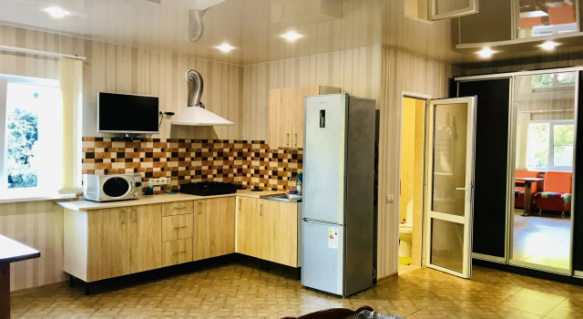 Студия Classic с балконом и с красивым видом из окна Жилое помещение ApartKudepsta
