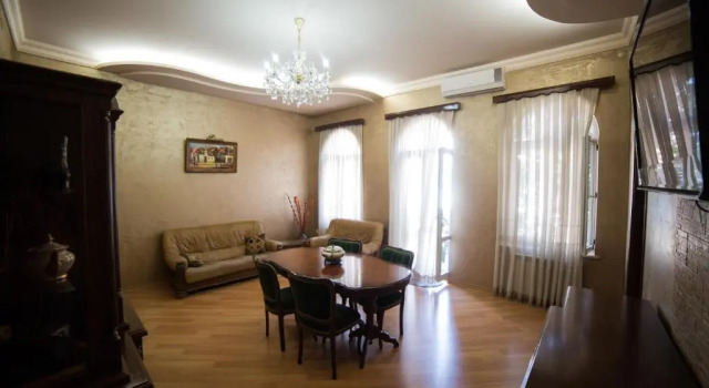 Era's Apartments, Book Apartment Batumi 