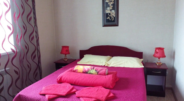 Dekameron Mini-Hotel, Réserver Auberge Kirovsky district 