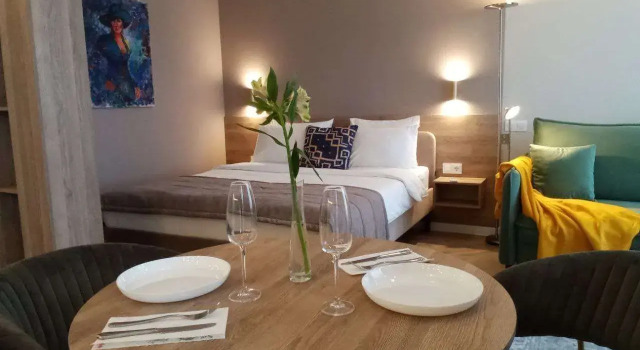 Studiya S Dizajnerskim Remontom Flat, Rezerwuj Apartament Hotele w Central Russia z parkingiem, Parking