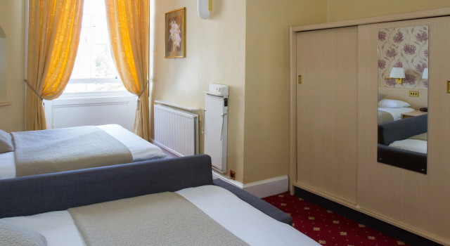 Camera quadrupla Standard 2 camere con vista Thistle Hotel
